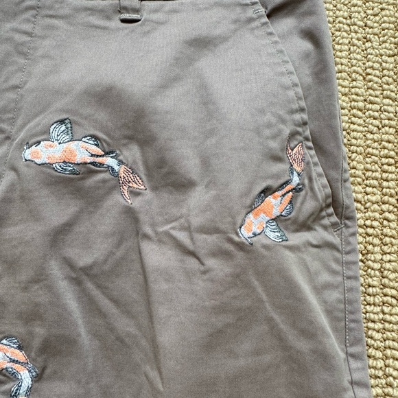 Lords of Harlech Edward Koi Shorts - men’s 34 - NWOT - color: elephant - Picture 6 of 9